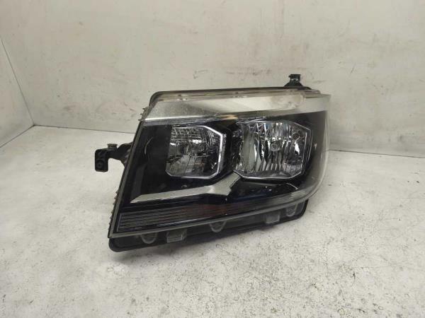 PHARE GAUCHE MAN TGE/ VW CRAFTER 2017+ - Vue 1